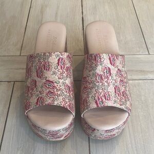 Matisse Anthropologie Pink Floral Wedge Slides Platform Size 9